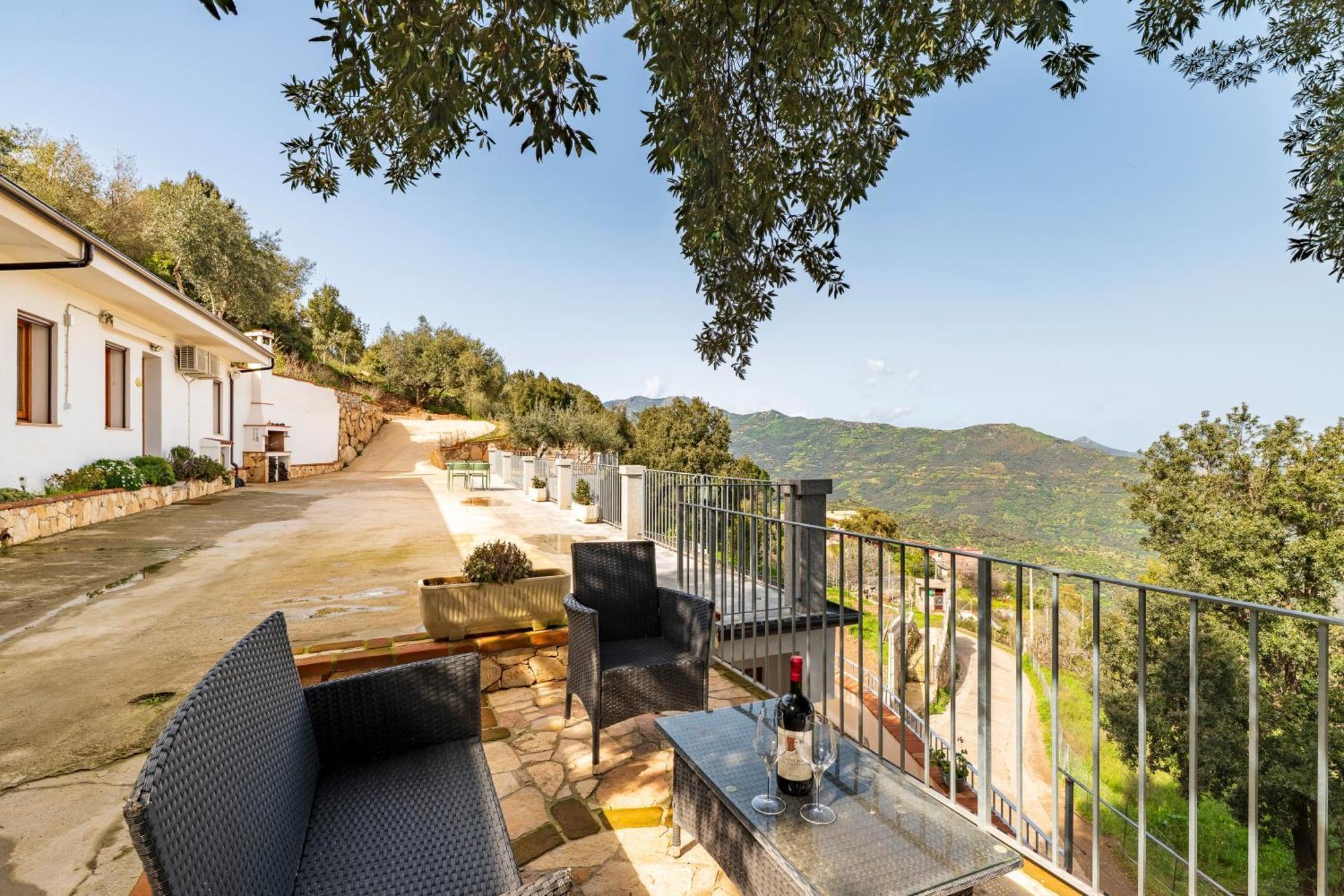 Casa Jerzu S'Essia De Su Santu Villa Exterior foto